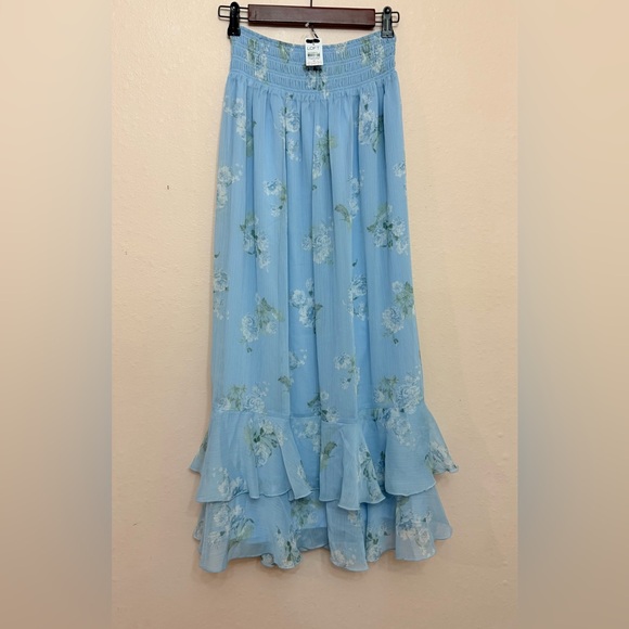 LOFT Dresses & Skirts - LOFT Floral Ruffle Smocked Maxi Skirt